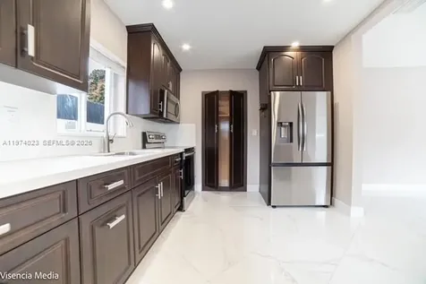 6271 NW 110th Street Hialeah FL 33012