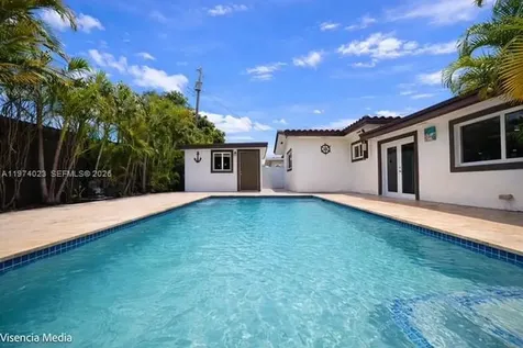 6271 NW 110th Street Hialeah FL 33012