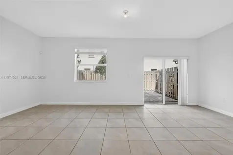 2619 SE 11th Street Homestead FL 33035
