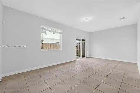 2619 SE 11th Street Homestead FL 33035