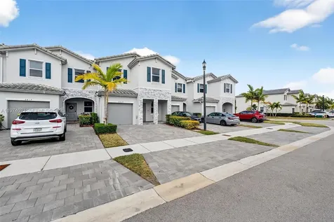 2619 SE 11th Street Homestead FL 33035