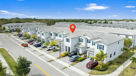 2619 SE 11th Street Homestead FL 33035