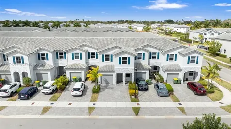 2619 SE 11th Street Homestead FL 33035