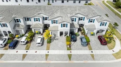 2619 SE 11th Street Homestead FL 33035