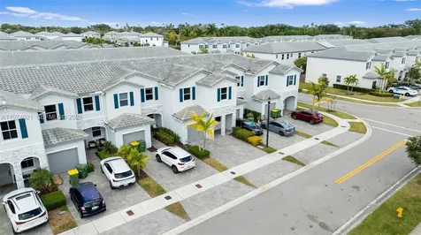 2619 SE 11th Street Homestead FL 33035
