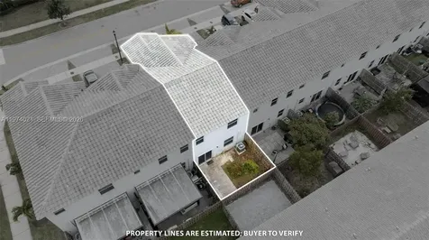 2619 SE 11th Street Homestead FL 33035