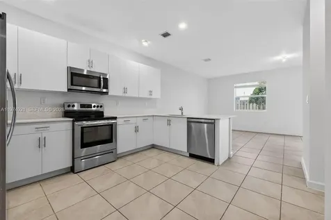 2619 SE 11th Street Homestead FL 33035