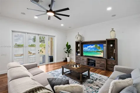 1537 Victoria Isle Way Weston FL 33327