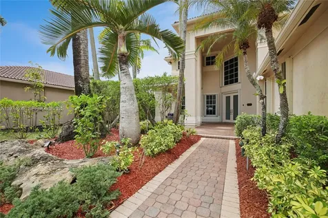 1537 Victoria Isle Way Weston FL 33327