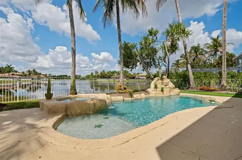 1537 Victoria Isle Way Weston FL 33327