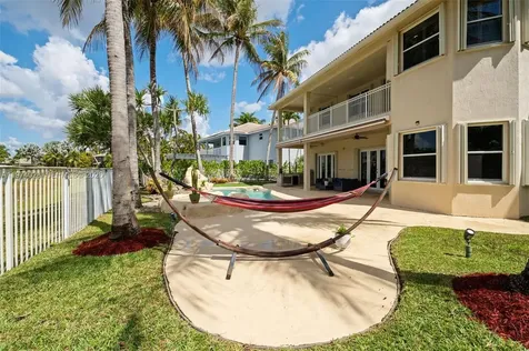 1537 Victoria Isle Way Weston FL 33327