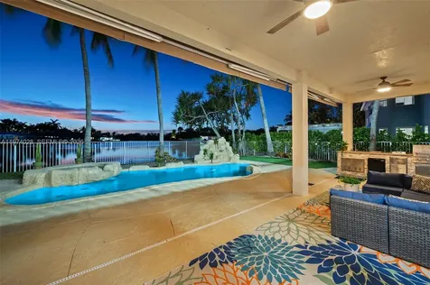 1537 Victoria Isle Way Weston FL 33327