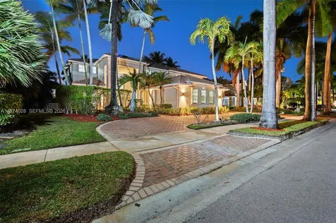 1537 Victoria Isle Way Weston FL 33327