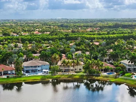 1537 Victoria Isle Way Weston FL 33327