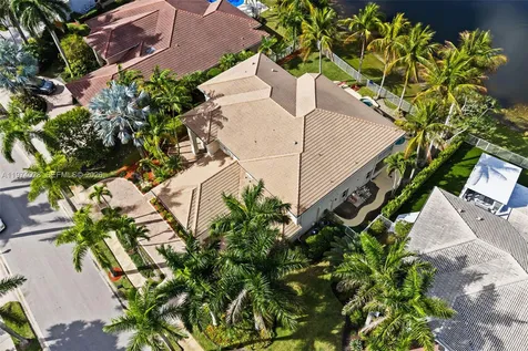 1537 Victoria Isle Way Weston FL 33327