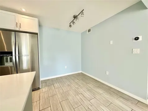 251 W Palm Circle W Pembroke Pines FL 33025