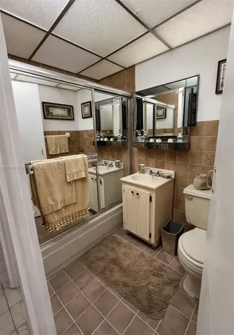 2760 NW 4th Terrace Miami FL 33125