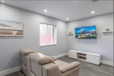 7125 NW 173rd Drive Hialeah FL 33015