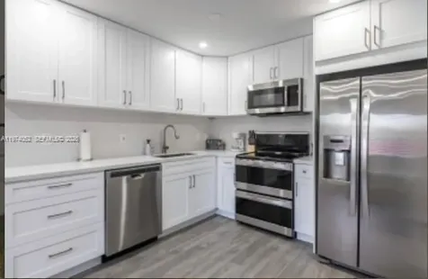 7125 NW 173rd Drive Hialeah FL 33015