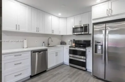7125 NW 173rd Drive Hialeah FL 33015