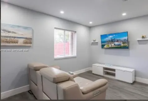 7125 NW 173rd Drive Hialeah FL 33015