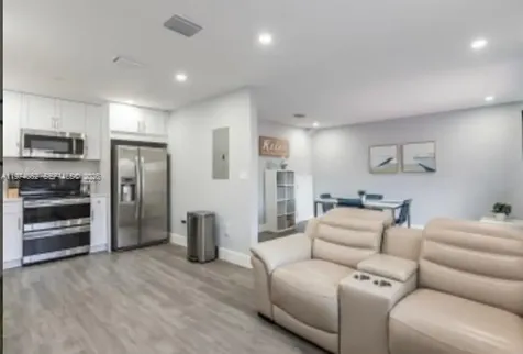 7125 NW 173rd Drive Hialeah FL 33015