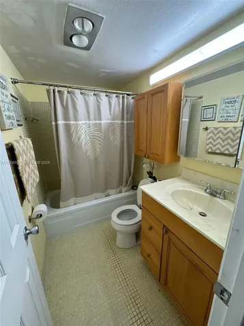 221 Kent M West Palm Beach FL 33417