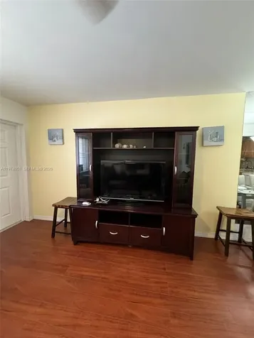 221 Kent M West Palm Beach FL 33417