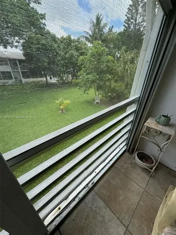 221 Kent M West Palm Beach FL 33417