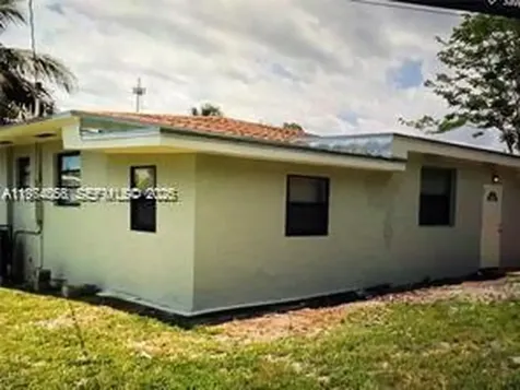 121 NW 188th Street Miami Gardens FL 33169
