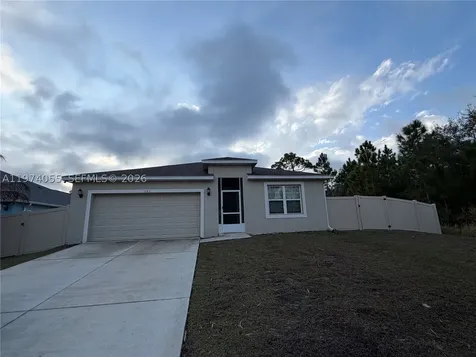 383 Hanford Road SW Palm Bay FL 32809