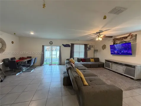 383 Hanford Road SW Palm Bay FL 32809
