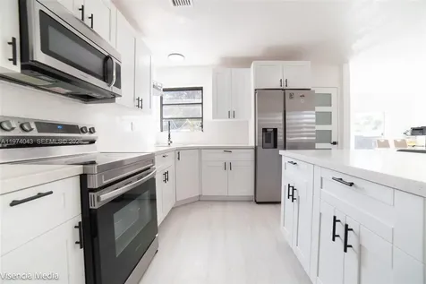 1090 NW 197th Terrace Miami Gardens FL 33169