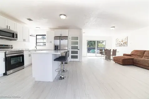1090 NW 197th Terrace Miami Gardens FL 33169