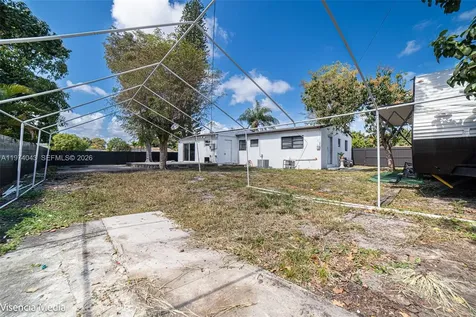 1090 NW 197th Terrace Miami Gardens FL 33169