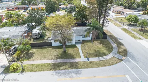 1090 NW 197th Terrace Miami Gardens FL 33169