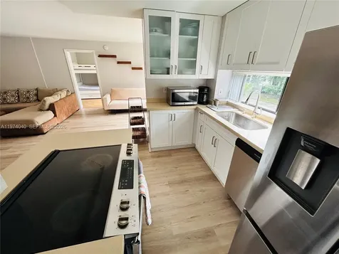 17021 N Bay Road Sunny Isles Beach FL 33160
