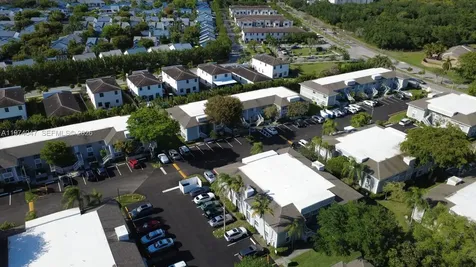 426 NE 210th Cir Terrace Miami FL 33179