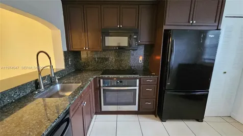 426 NE 210th Cir Terrace Miami FL 33179