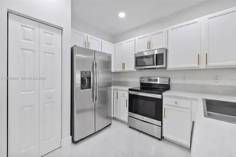 178 SE 33rd Terrace Homestead FL 33033