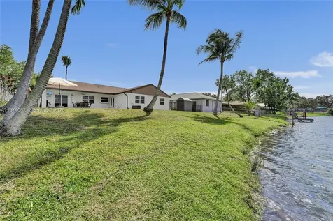 5355 SW 116th Avenue Cooper City FL 33330