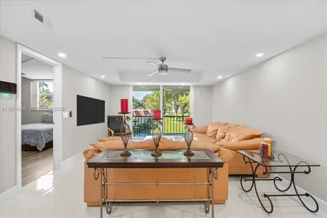 811 S Hollybrook Drive Pembroke Pines FL 33025