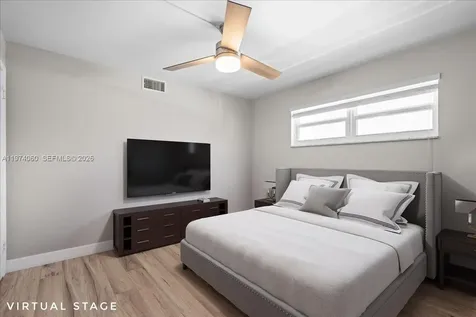 811 S Hollybrook Drive Pembroke Pines FL 33025