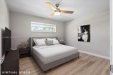 811 S Hollybrook Drive Pembroke Pines FL 33025