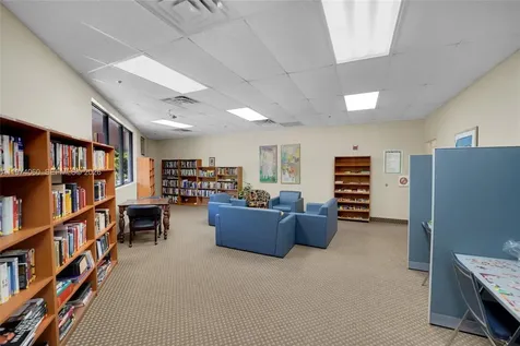811 S Hollybrook Drive Pembroke Pines FL 33025