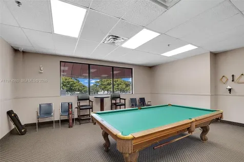 811 S Hollybrook Drive Pembroke Pines FL 33025