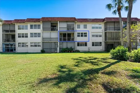 811 S Hollybrook Drive Pembroke Pines FL 33025