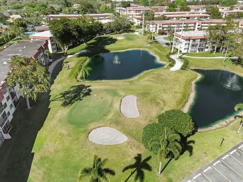 811 S Hollybrook Drive Pembroke Pines FL 33025