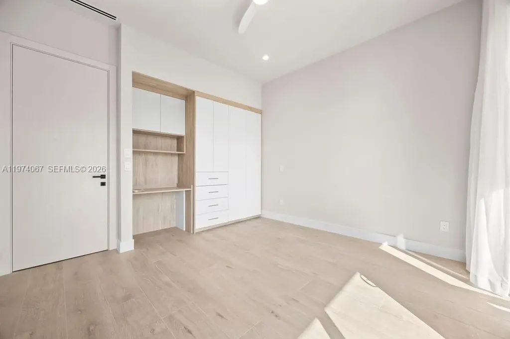 1135 NE 11th Avenue Fort Lauderdale FL 33304