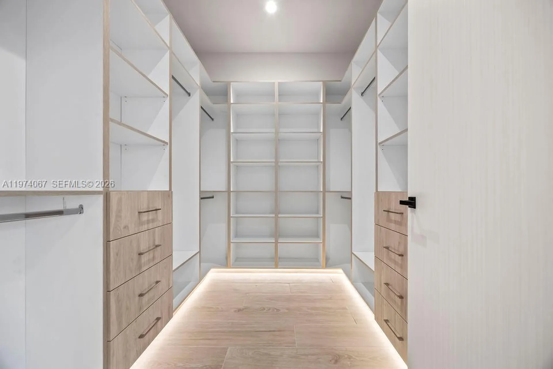 1135 NE 11th Avenue Fort Lauderdale FL 33304